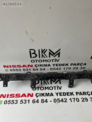 Nissan Juke Ön Panel Üst Parça