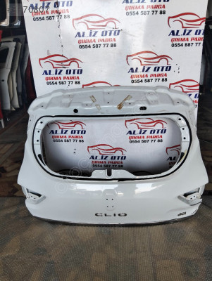 Renault Clio 4 bağaj kapağı