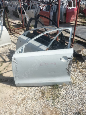 Jetta çıkma sol ön kapı 2011-2018