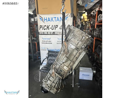 Ford Ranger 4x4 otomatik şanzıman arazili türbünü üzerinde