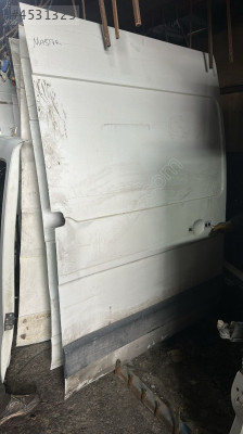 RENAULT MASTER SAĞ SÜRGÜ KAPI KONUK OTO
