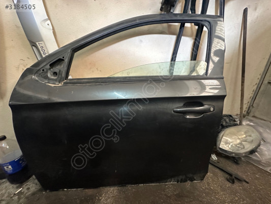 Peugot 301 sol ön kapı