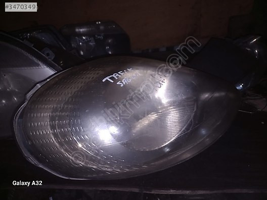 RENAULT TRAFK SAĞ ÖN FAR KONUK OTO 05366077016