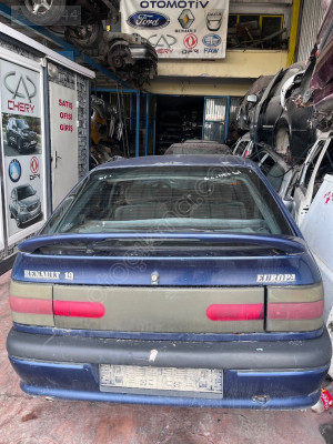RENAULT R19 HATCHBACK ARKA BAGAJ KAPAĞI
