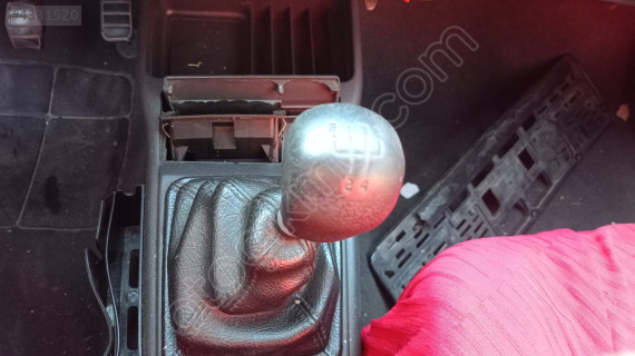 renault R19 vites ara konsol