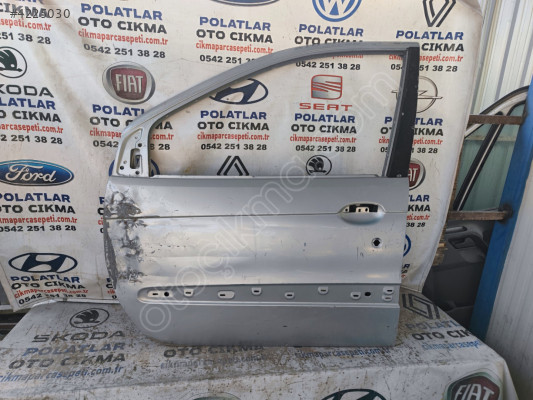 Renault scenic 1 ön sol kapı