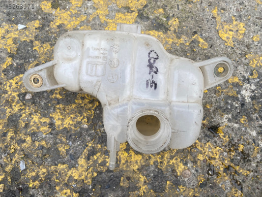OPEL CORSA E BENZİNİ RADYATÖR YEDEK SU DEPOSU 13357140