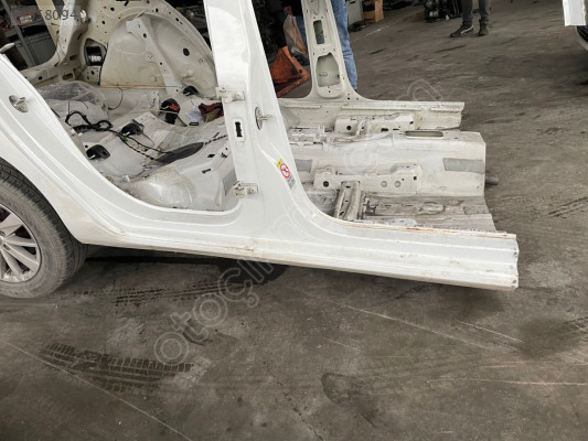 VOLKSWAGEN GOLF 7 SAĞ MARŞPİYEL ORJİNAL ÇIKMA