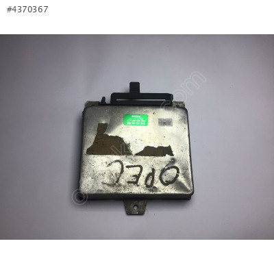 Opel Kadett Kontrol Ünitesi 0280000304 90122322