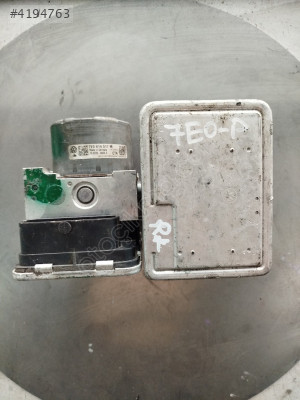 VW TRANSPORTER ABS BEYNİ 7E0 614 517 M