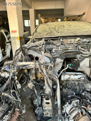 Audi Q7 için Sağ Ön Şasi Parçası - 05366077016