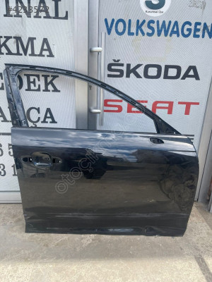 AUDİ A4 SAĞ ÖN KAPI 2021-2024