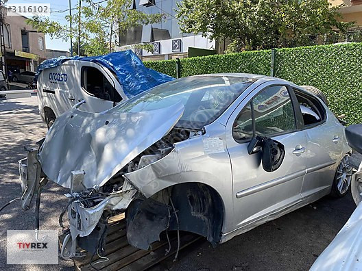 Peugeot 207 Sol Ön Dolu Kapı Sökme Parça 06-11