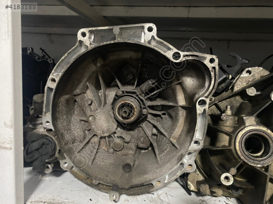 FORD FOCUS BENZİNLİ MANUEL ŞANZIMAN ÇIKMA ORİJİNAL GARANTİLİ