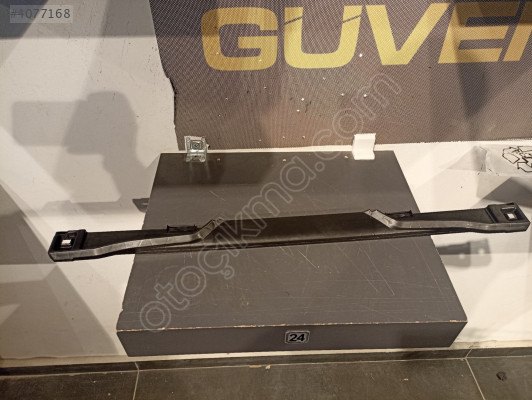 BMW X1 U11 RADYATÖR ALT BRAKETİ 2022 2024 17119846969 SY