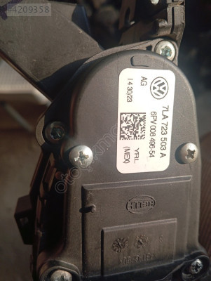 WW Trasporter T7.Gaz pedalı 7LA 723503A