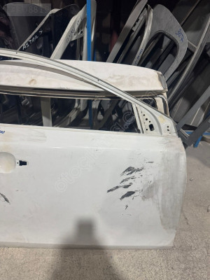 Volvo S60 sağ ön kapı  2013+2018