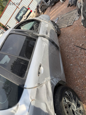 Renault Clio Symbol arka sağ kapı