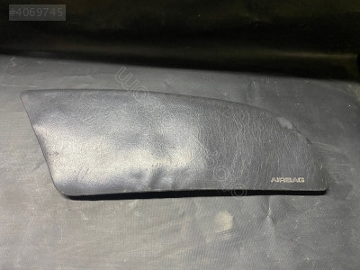 Ford Focus 1 yolcu airbag kapağı