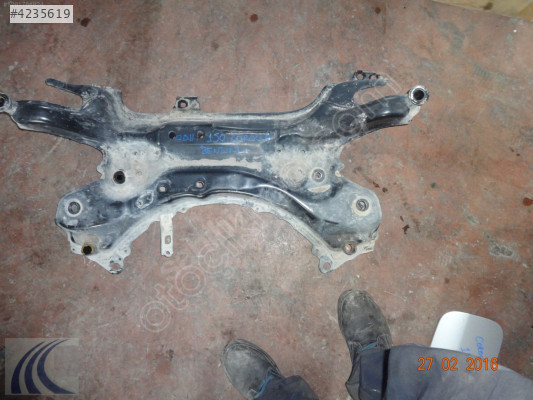 TOYOTA COROLLA 2012 ÇIKMA ÖN TRAVEZ