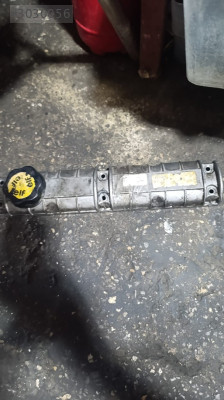 RENAULT LAGUNA SİLİNDİR ÜST KAPAK ORJİNAL ÇIKMA