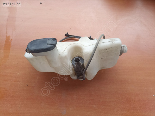 Renault Clio 1-2 Symbol Su Fıskiye Deposu