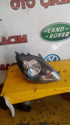 FORD Fiesta 2008 Sağ far