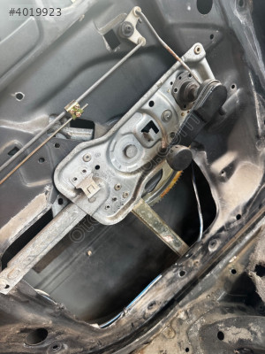 Bmw E34 Arka Sağ Sol Cam Krikosu Manuel Orjinal
