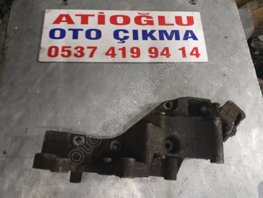 Renault 19 direksiyon pompa ayağı braketi