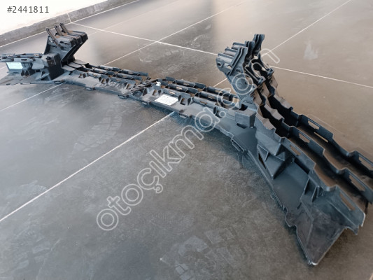MERCEDES C W205 AMG ÖN TAMPON TAŞIYICI BRAKET 2058853365