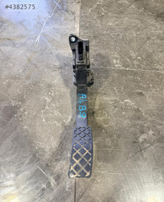 AUDİ A4 B9 GAZ PEDALI EGE OTOMOTİV BURSA