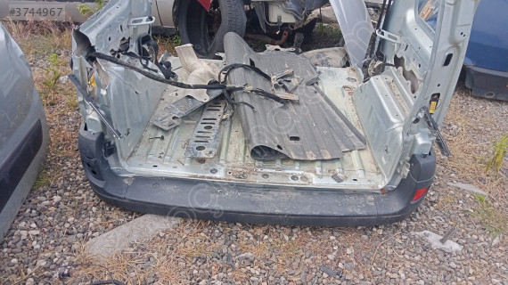 Kango 1,Kango 2 arka panel saçı havuz kesme yedek parça