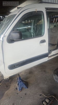 2005 Kangoo sol ön kapı
