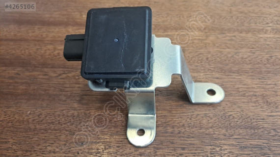 Chery Tiggo 7 Pro Darbe Sensörü 704001103AA