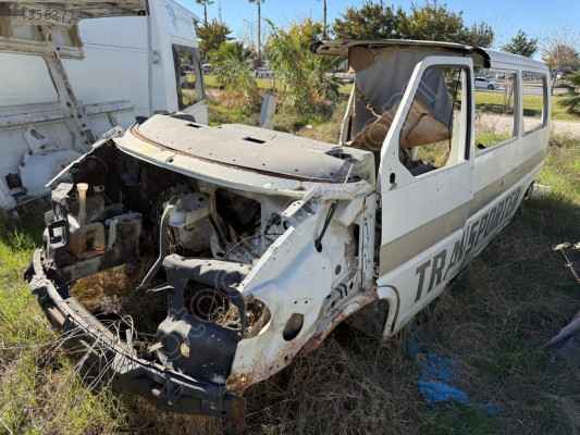VOLKSWAGEN TRANSPORTER T4 SAĞ MARŞBİYEL SACI ,TRANSPORTER BASAMAK