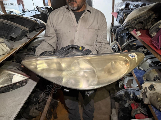 PEUGEOT 207 SOL FAR ORJİNAL ÇIKMA TEMİZ ÜRÜN