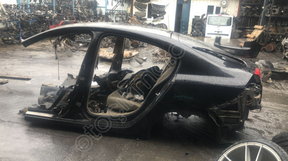 RENAULT LAGUNA3 SOL ARKA KESME ÇAMURLUK OTO FEDAİ