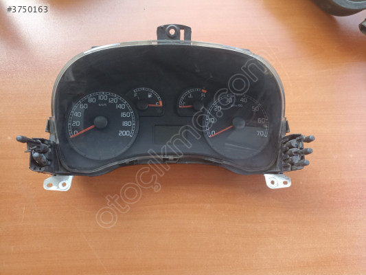 Fiat Doblo 2 Km Saati