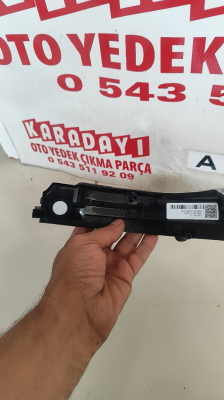 Toyota Avensis T27 Ayna SOL sinyali LEDLİ 8174005050