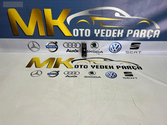 MERCEDES C220-C200-C180 W204 SOL ÖN CAM DÜĞMESİ