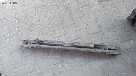 VOLKSWAGEN GOLF 7 ORJİNAL ÇIKMA ÖN TAMPON KÖPÜĞÜ