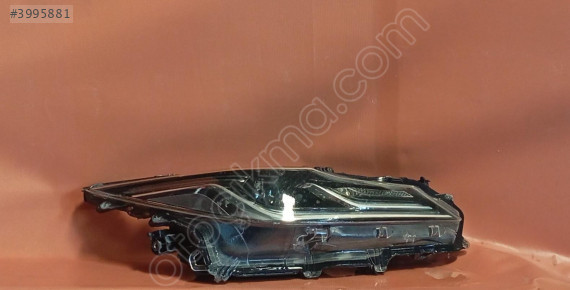 toyota coralla sağ far