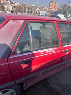 RENAULT R11 FLAŞH SAĞ ARKA KAPI KOMPLE