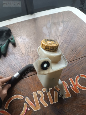 Fiat doblo 2019 direksiyon hidroliği deposu 51958898