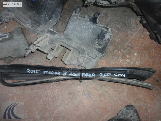 MAZDA 3 HB 2014 ÇIKMA SOL ARKA CAM FİTİLİ