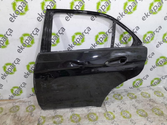 MERCEDES 190 2009 2016 W212 SOL ARKA KAPI A2127320100