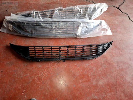 ÖZMEN OPEL CORSA F ÖN TAMPON ORTA IZGARASI