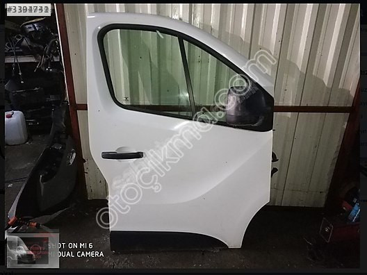 Renault Trafik 3 sağ ön kapı kolu