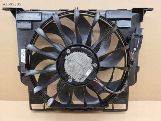 BMW G30 FAN MOTORU 17428472266