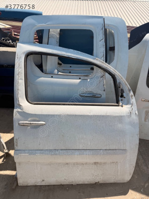 Renault Kango Sağ Ön Kapı